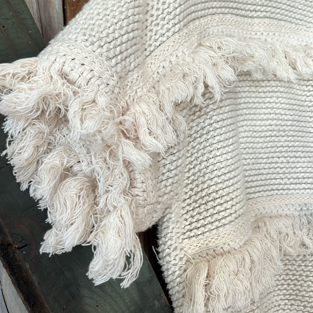 Crop Ruffled Sweater Top - Picture 3 of 6